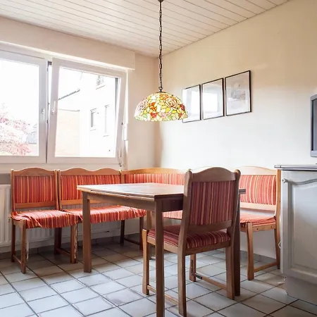 Apartament Worker City Villa Goch - 3 Bedrooms - 8 Single Beds *